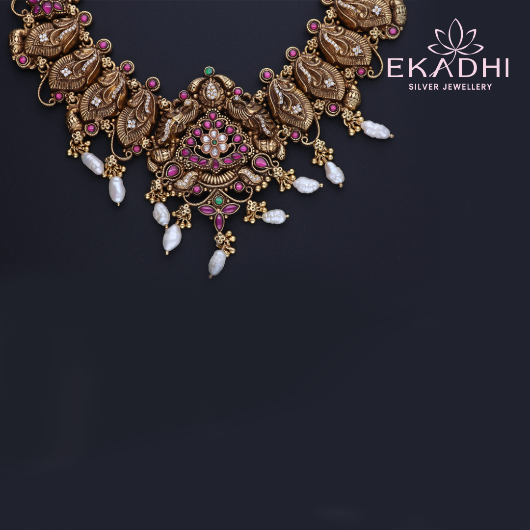 HJ1046 – Nakshi Necklace with White Beads