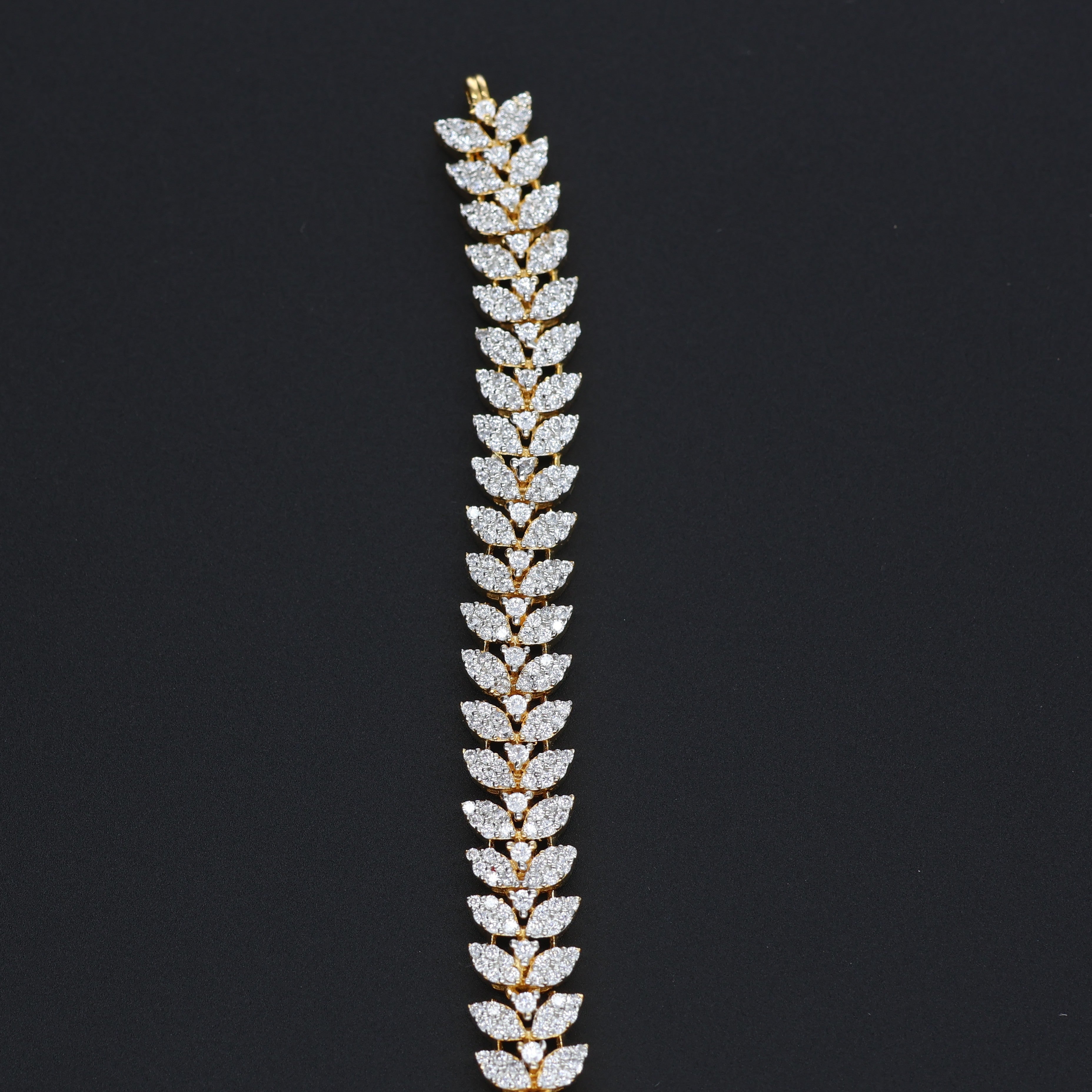 HJ10553 – Premium CZ Necklace white stones