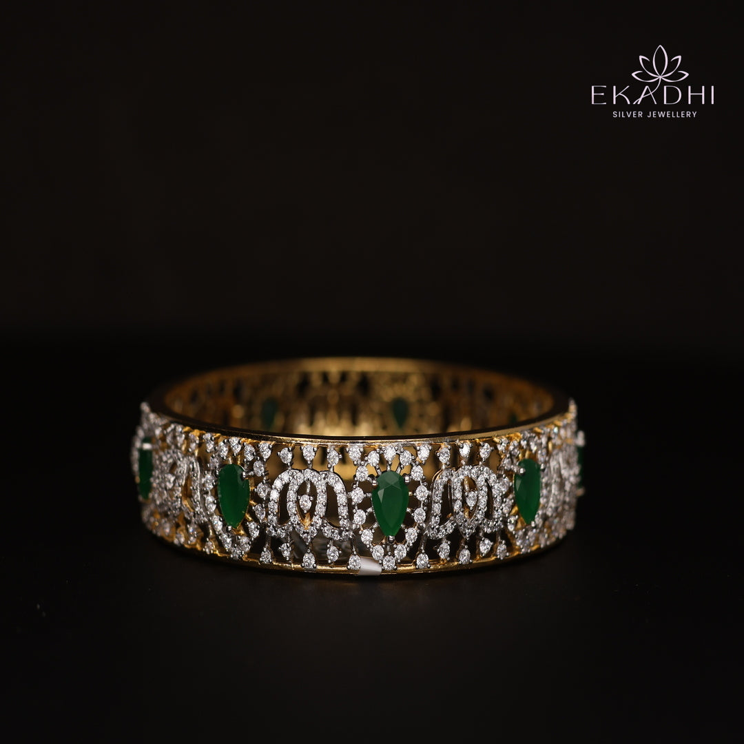 HJ10658 -  Premium CZ Stone Silver Bangle