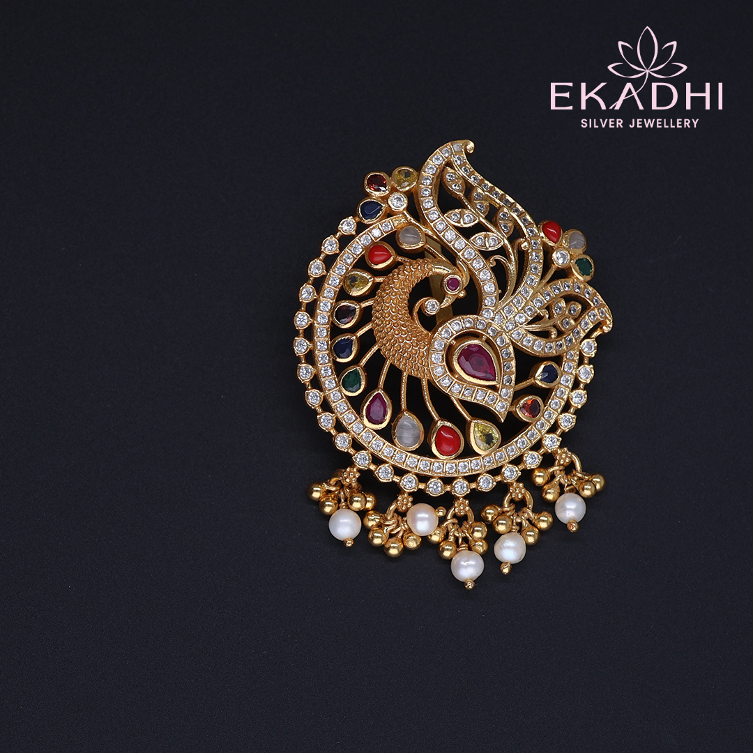 HJ11505 – CZ Pendant with Exquisite Nakshi Detailing