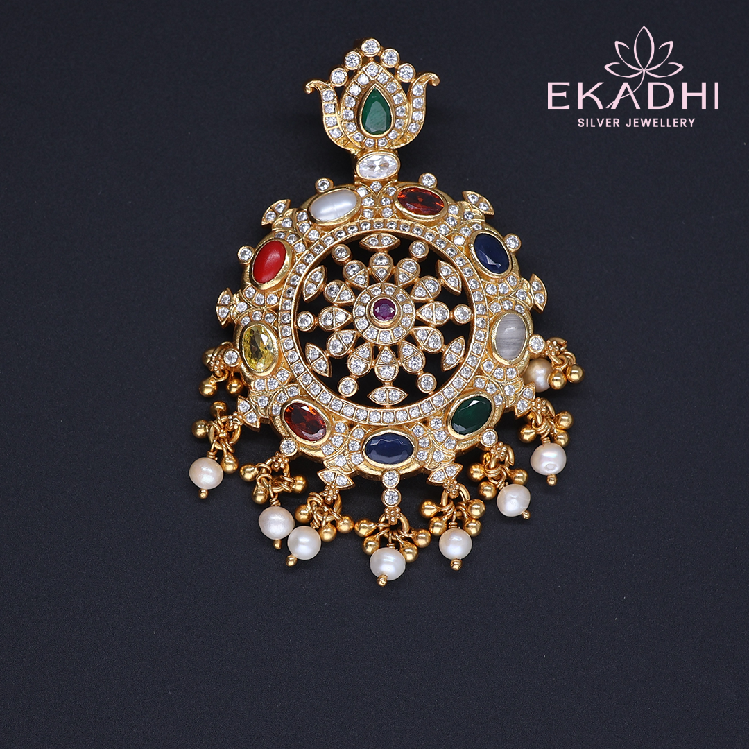 HJ11508 – Detailed CZ Pendant in Nakshi Craftsmanship