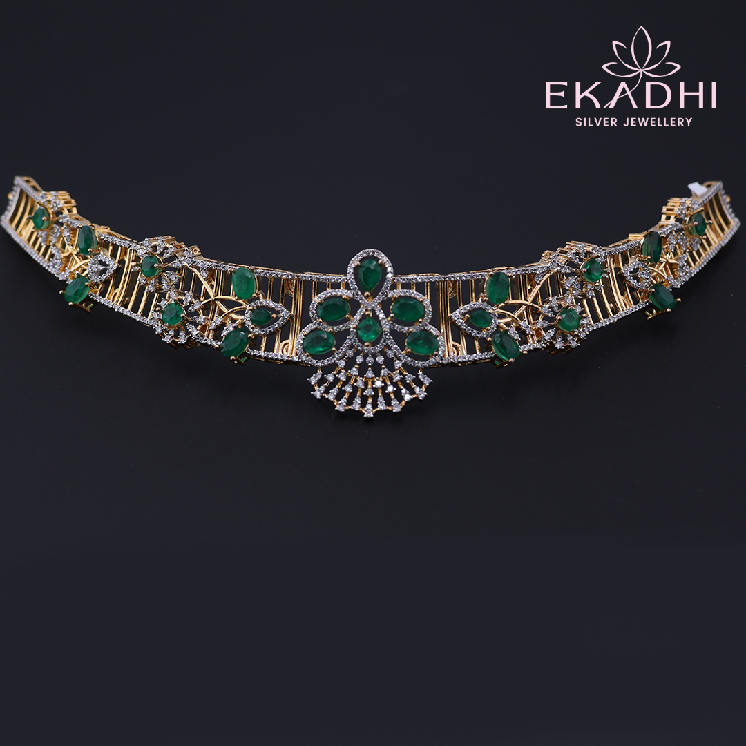 HJ11670 – Premium CZ Choker with Emerald Accents