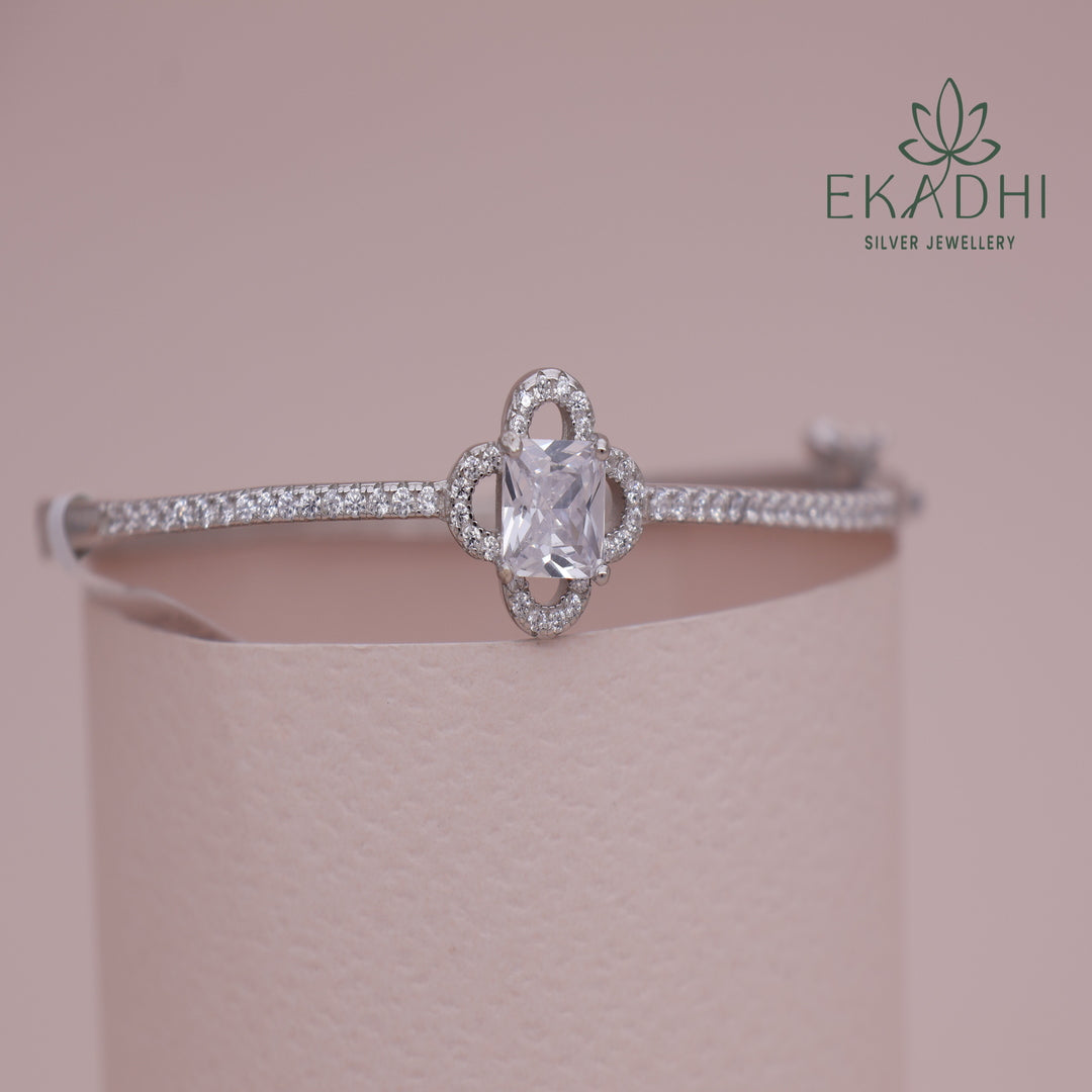 HJ11741 - CZ Kada
