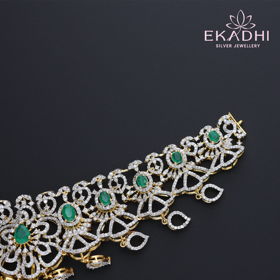 HJ11828 – Elegant Detailed CZ Choker