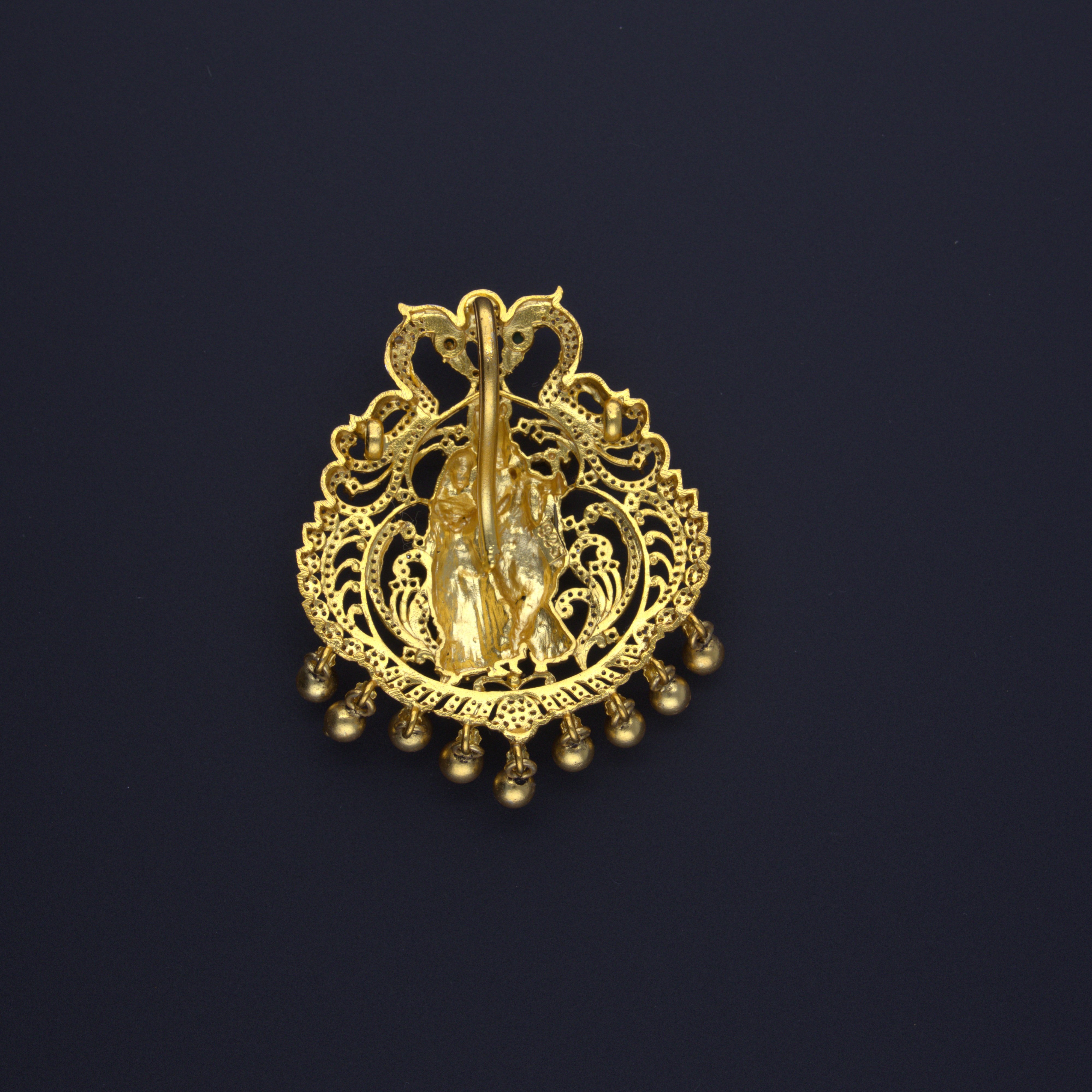 HJ11892 – Temple Motif Pendant