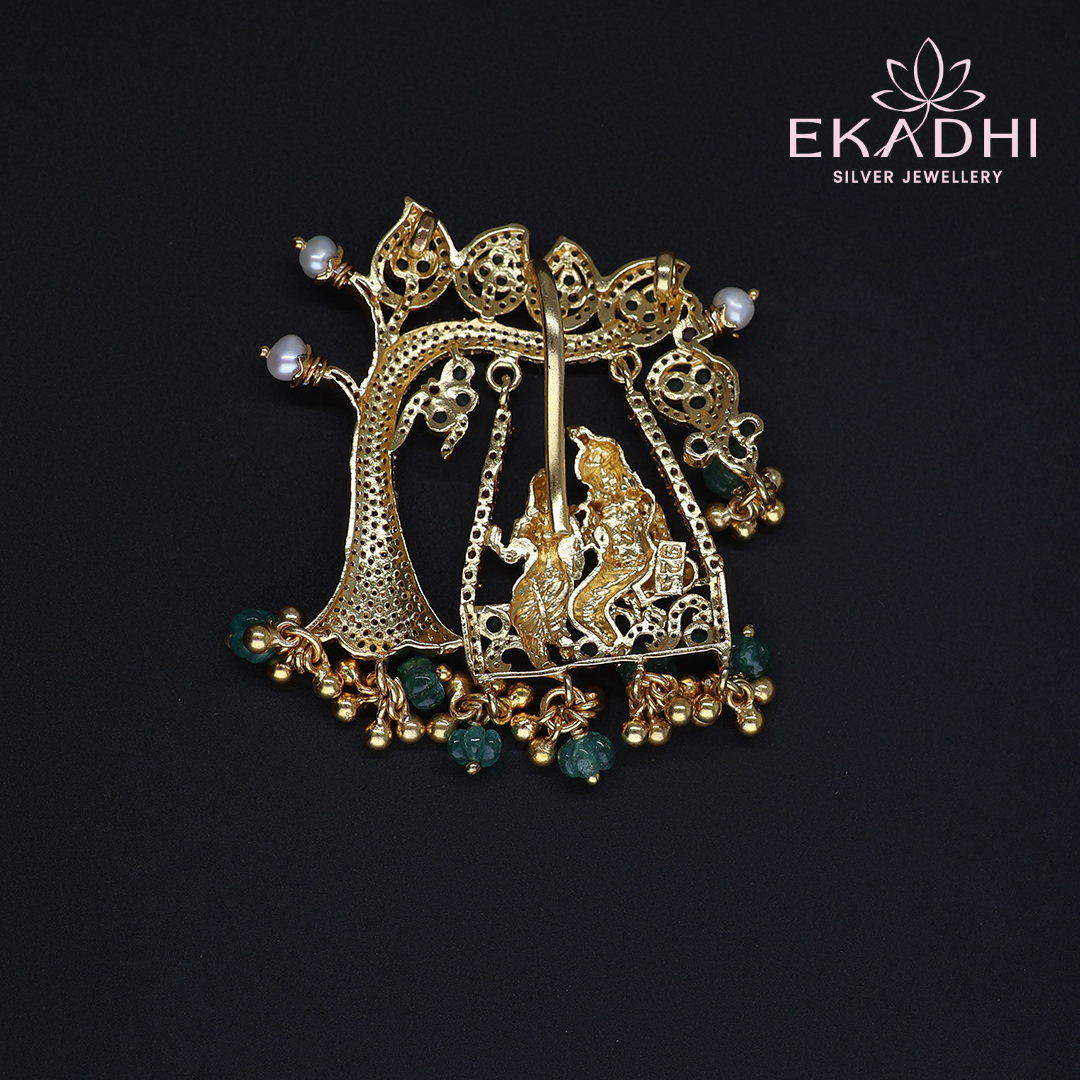 HJ12004 – Swing Style CZ Pendant with Detailed Finish