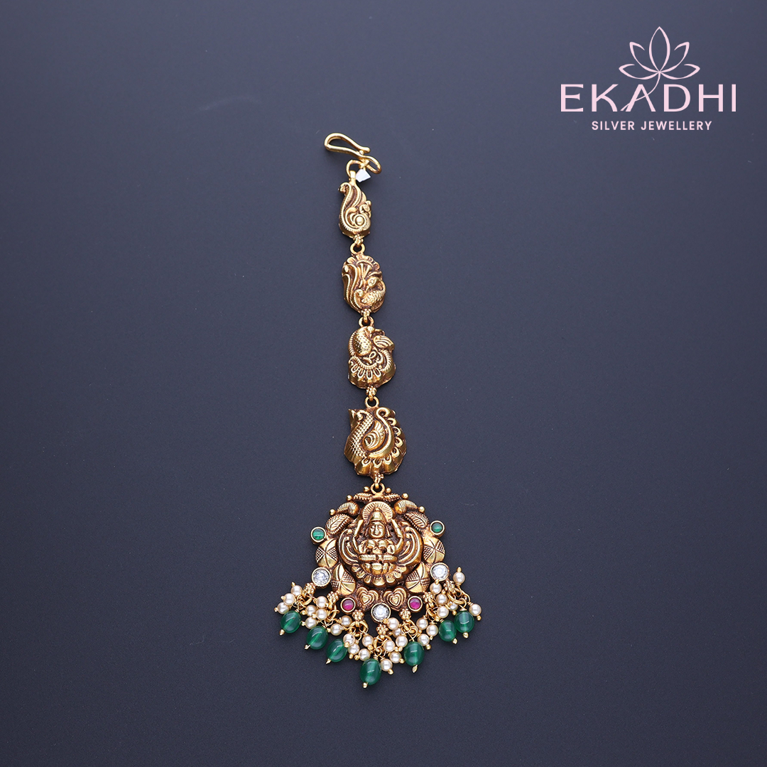 HJ12346 – Traditional Maang Tikka with Green Beads