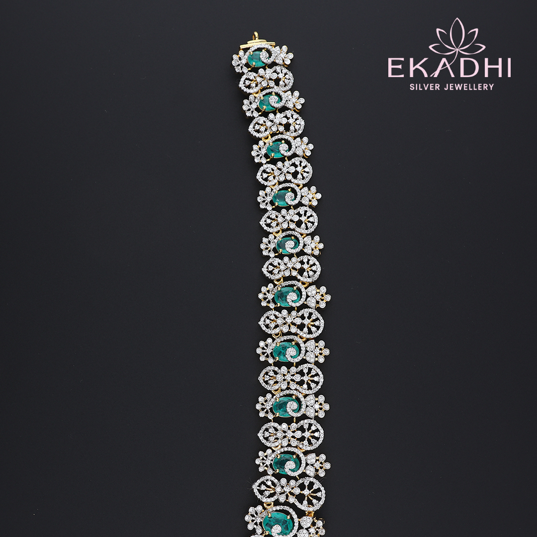 HJ13022 – Premium CZ Haram with Gracious Bridal Detailing