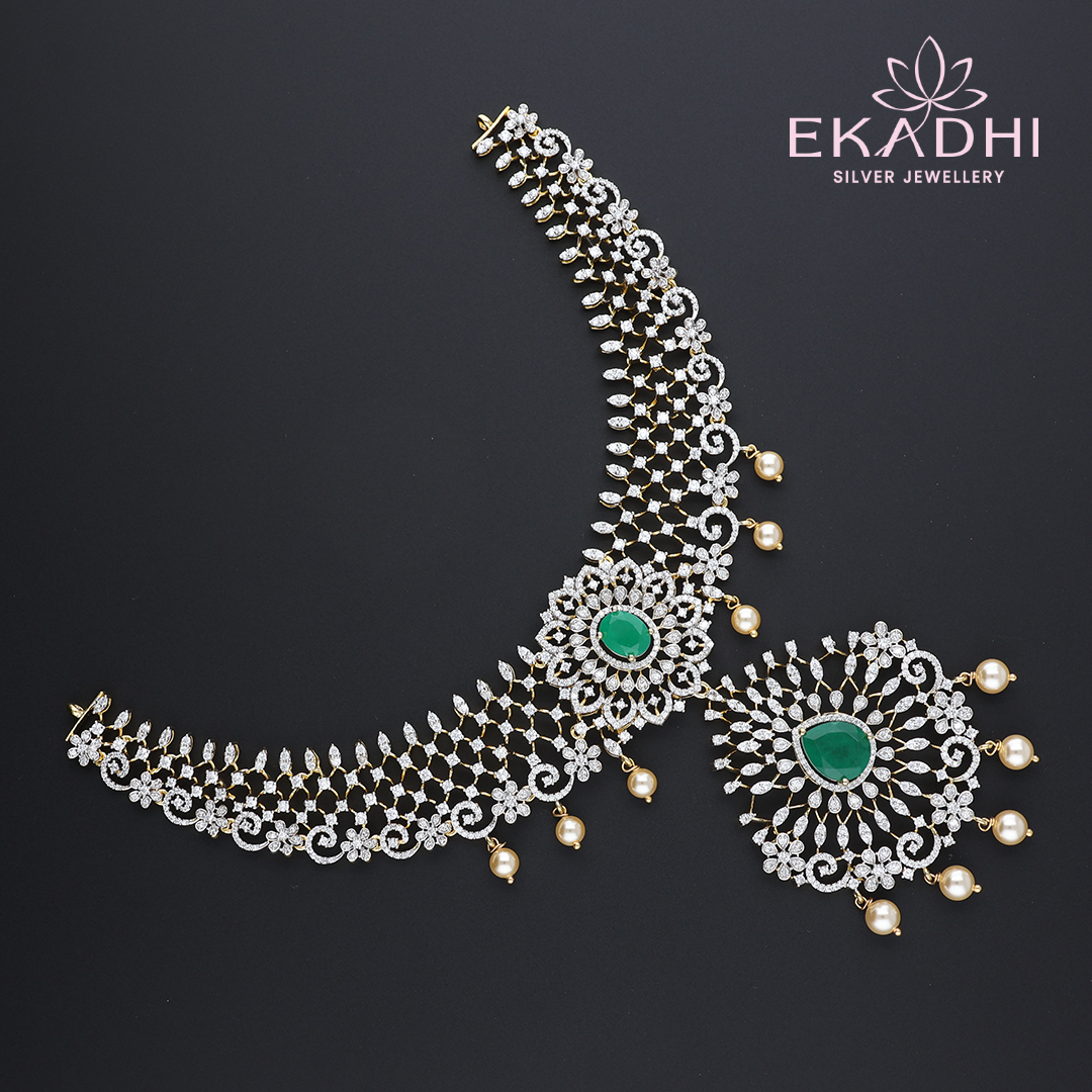 HJ13046 – Silver CZ Necklace with Emerald Highlights