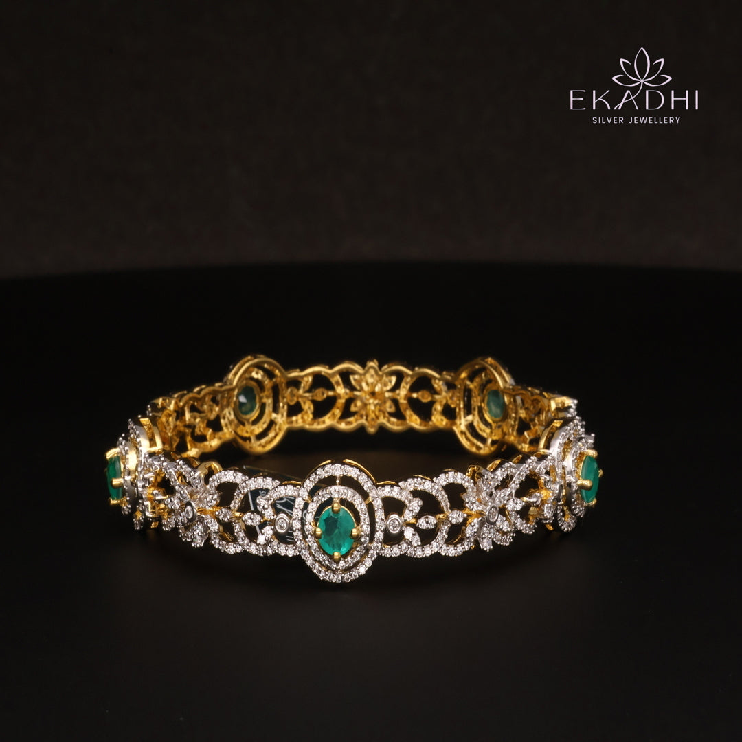 HJ13065 - Premium CZ Stone Silver Bangle