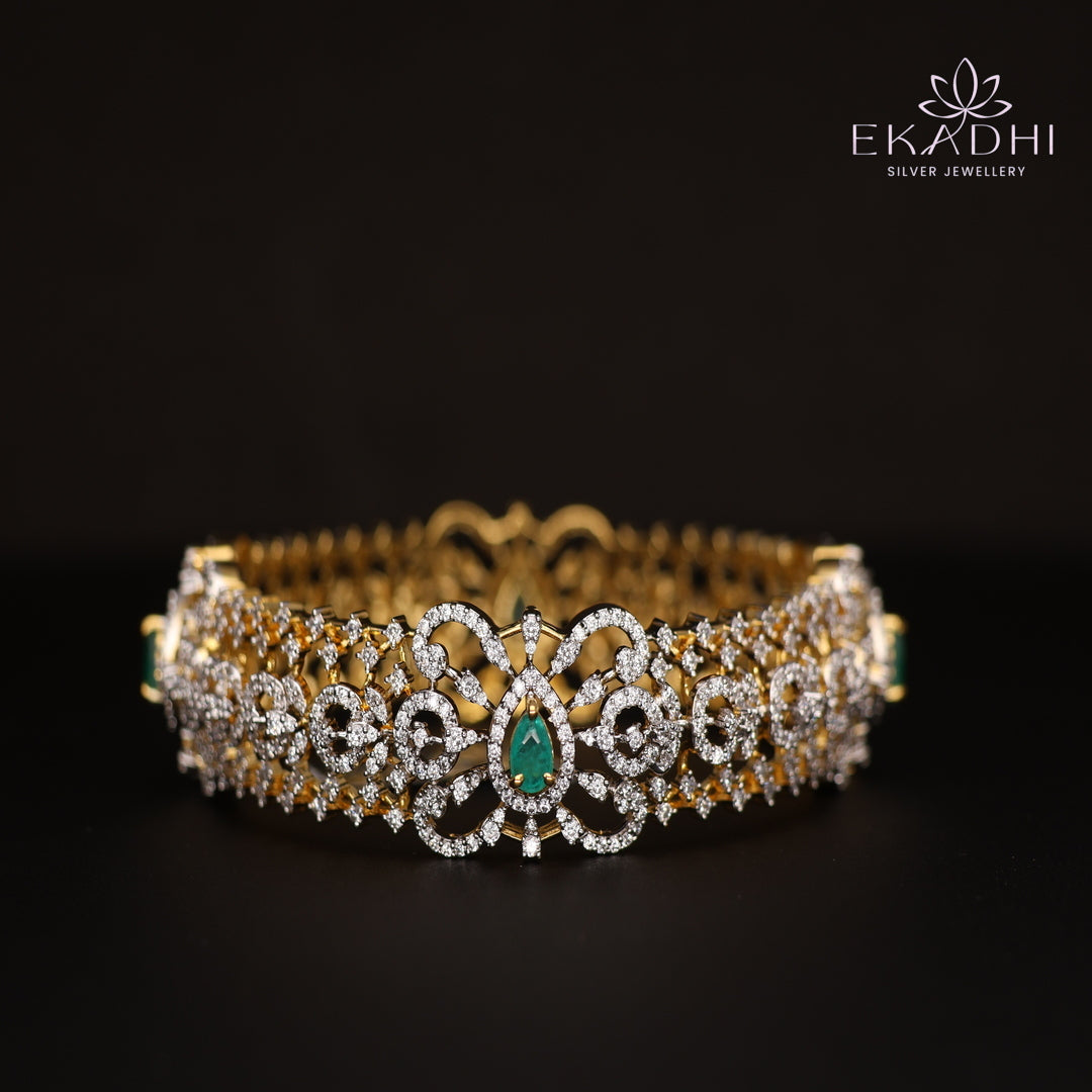 HJ13078 - Premium CZ Stone Silver Bangle