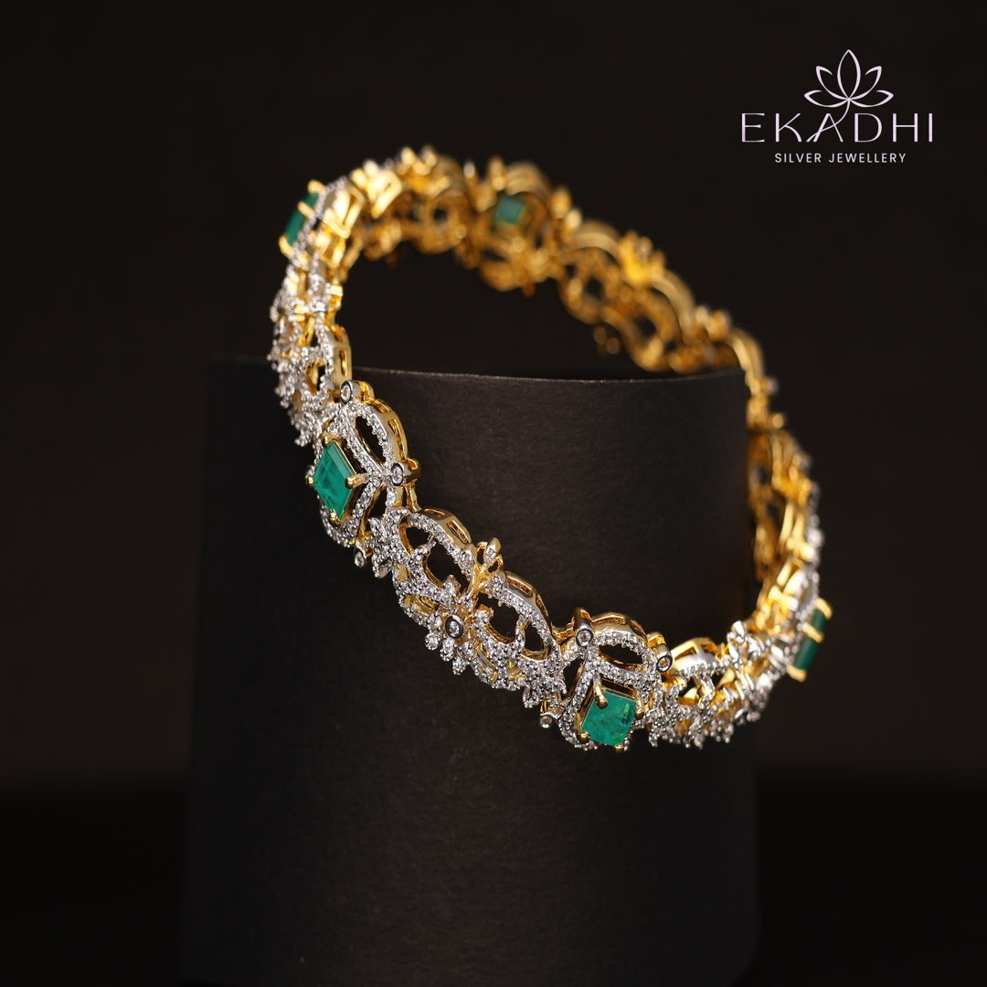 HJ13102 - Premium CZ Stone Silver Bangle