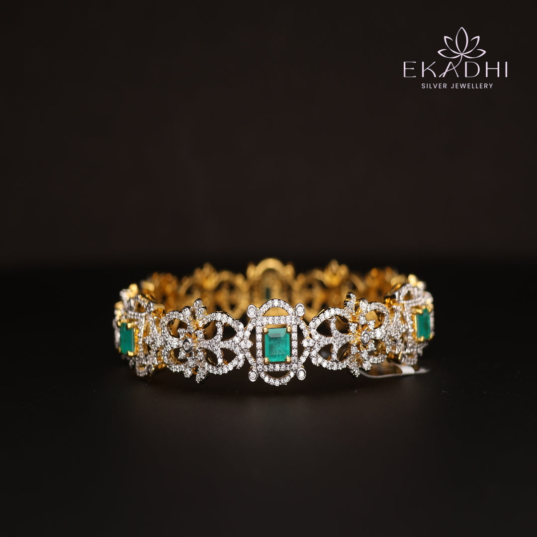 HJ13102 - Premium CZ Stone Silver Bangle