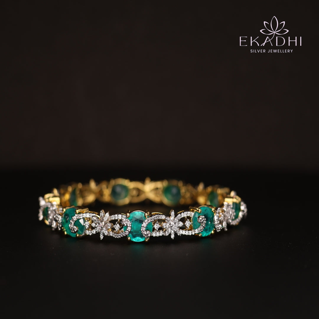 HJ13105 - Premium CZ Stone Silver Bangle