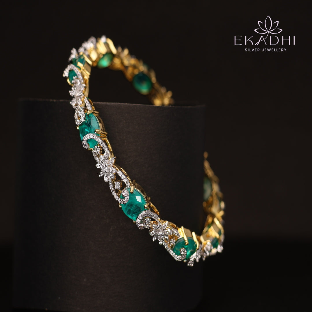 HJ13105 - Premium CZ Stone Silver Bangle