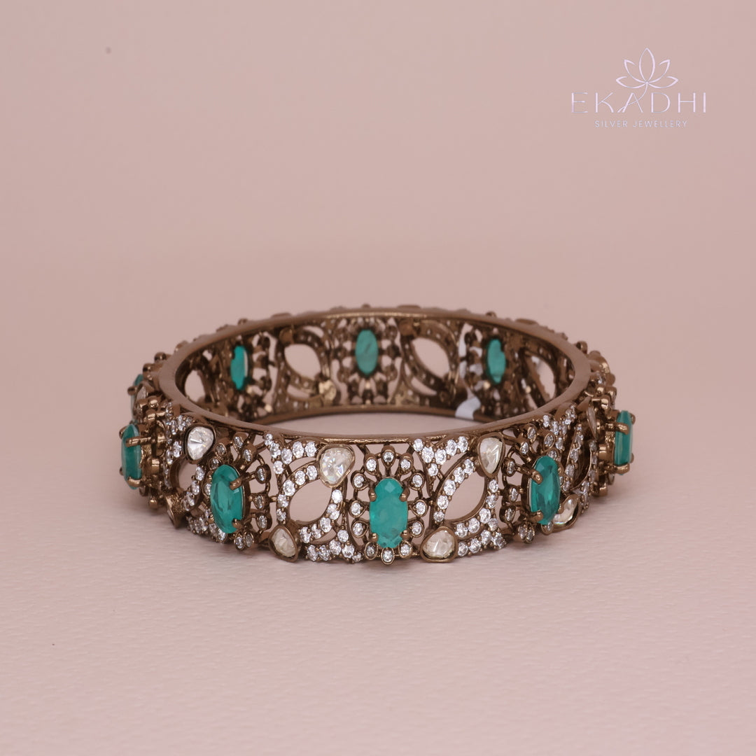 HJ13211 - Victorian Silver Bangle with Antique Finish