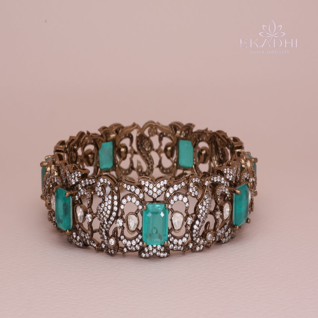 HJ13219 - Victorian Silver Bangle with Antique Finish