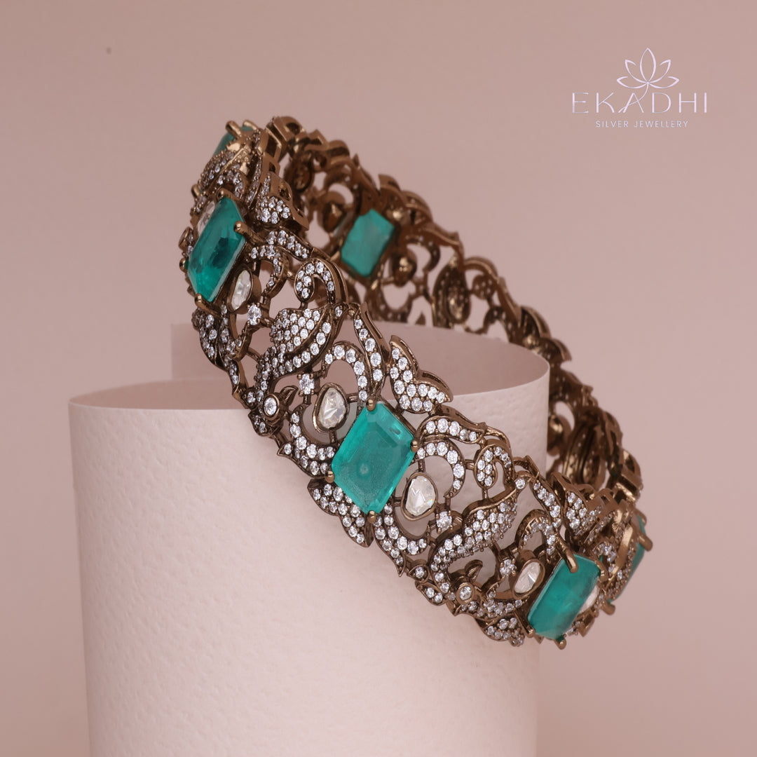 HJ13219 - Victorian Silver Bangle with Antique Finish