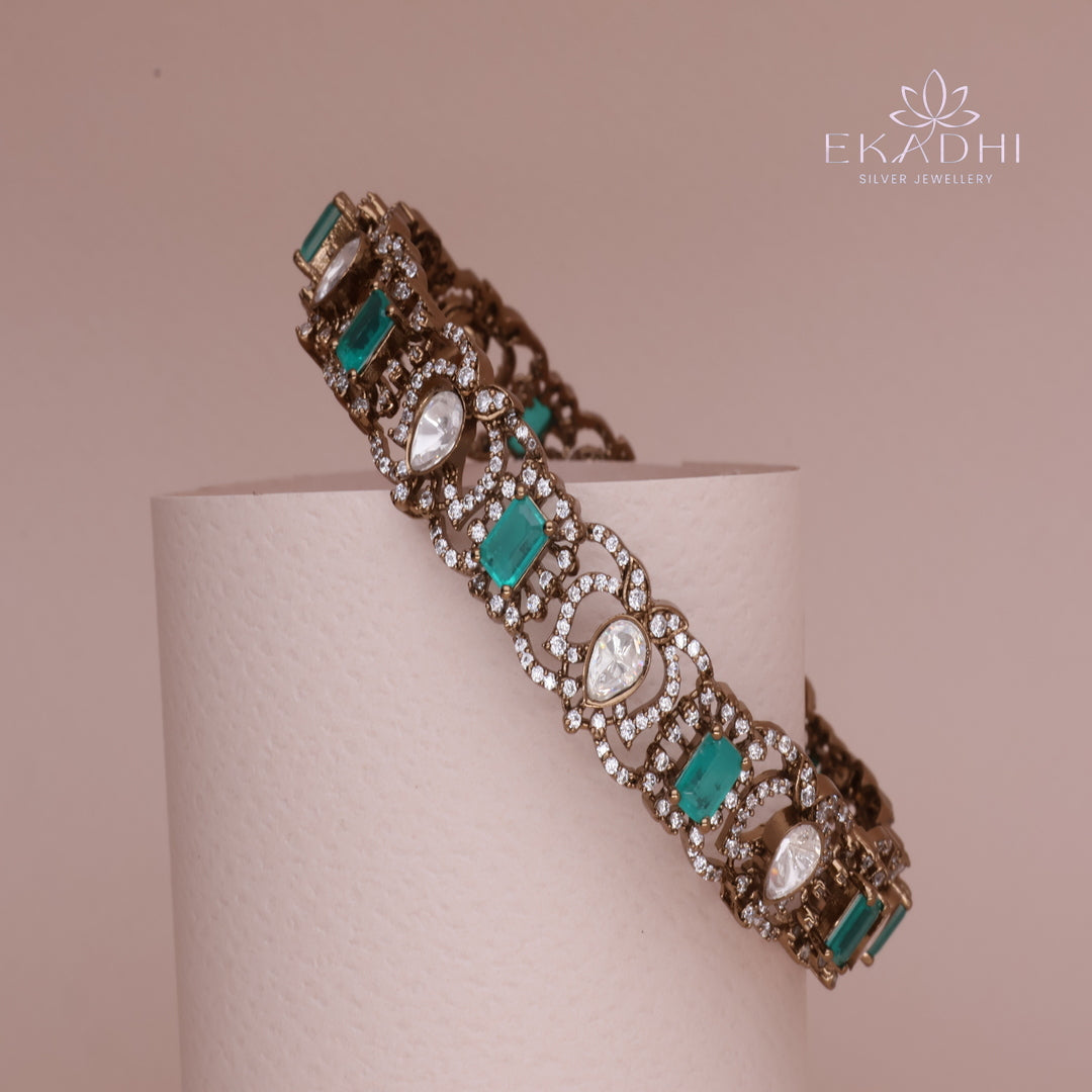 HJ13221 -  Victorian Silver Bangle with Antique Finish