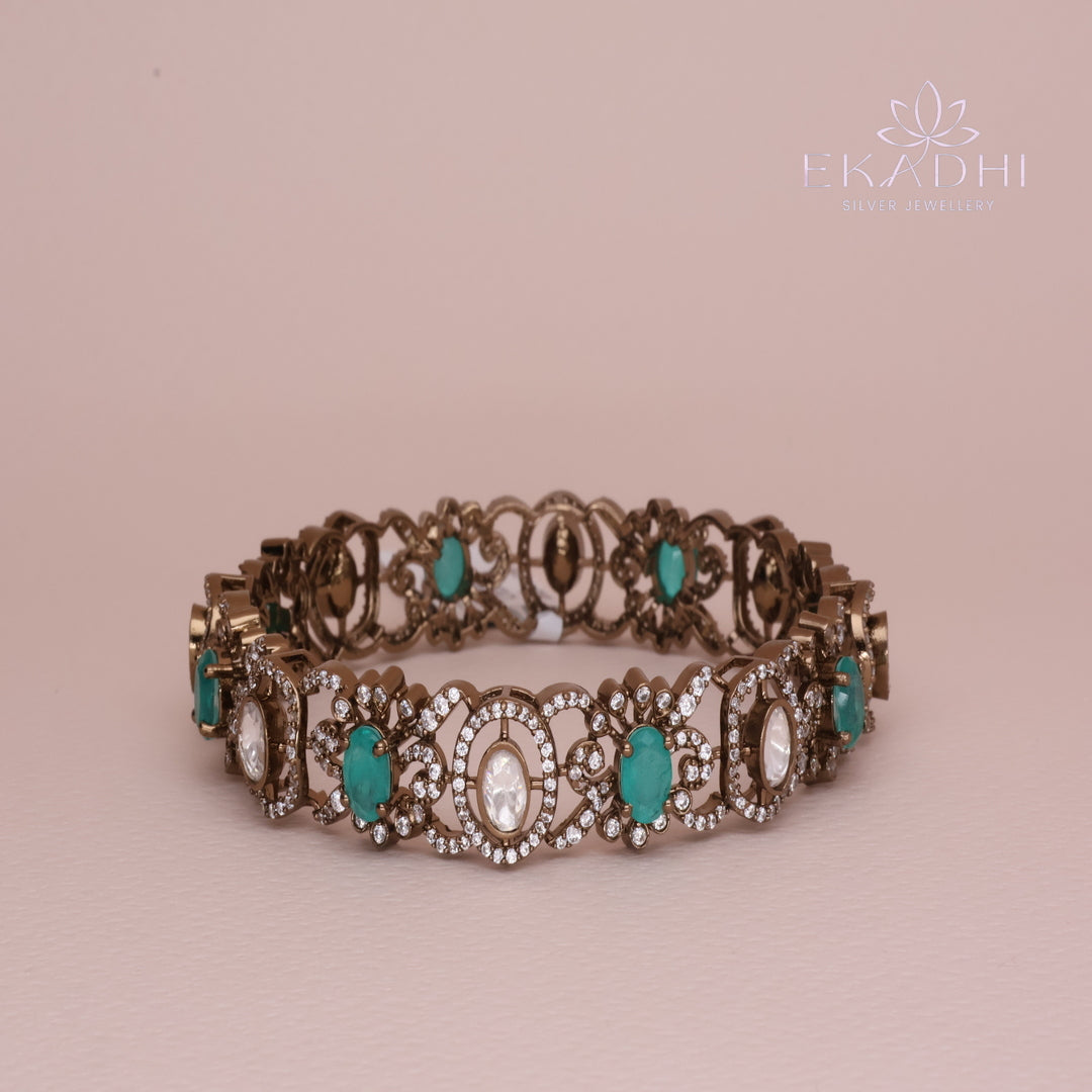 HJ13228 - Victorian Silver Bangle with Antique Finish