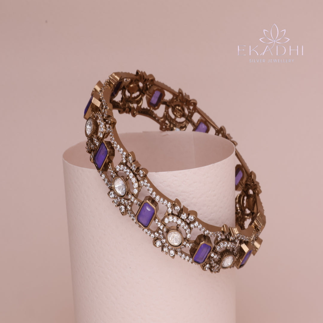 HJ13230 -  Victorian Silver Bangle with Antique Finish