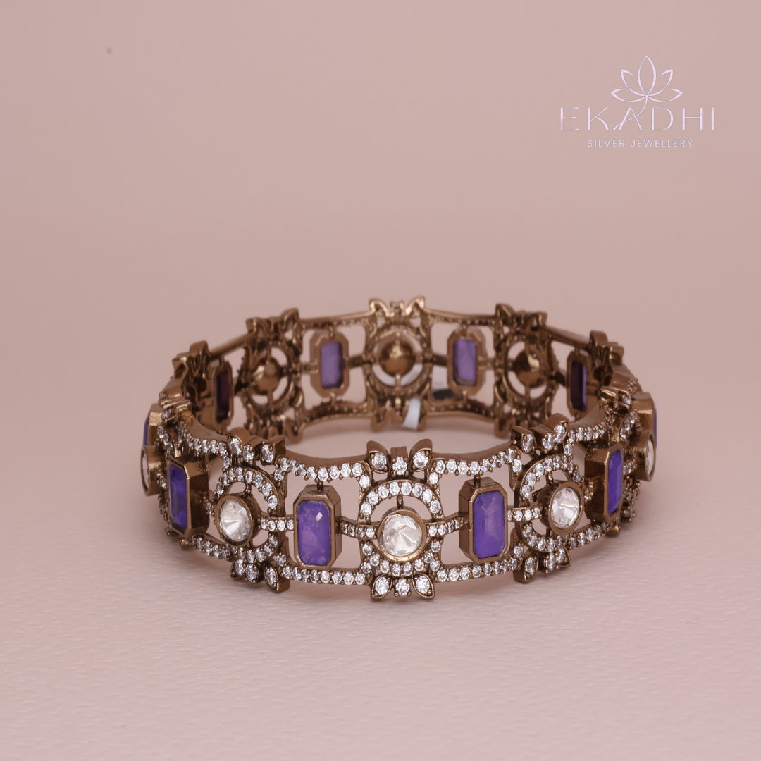 HJ13231 - Victorian Silver Bangle with Antique Finish