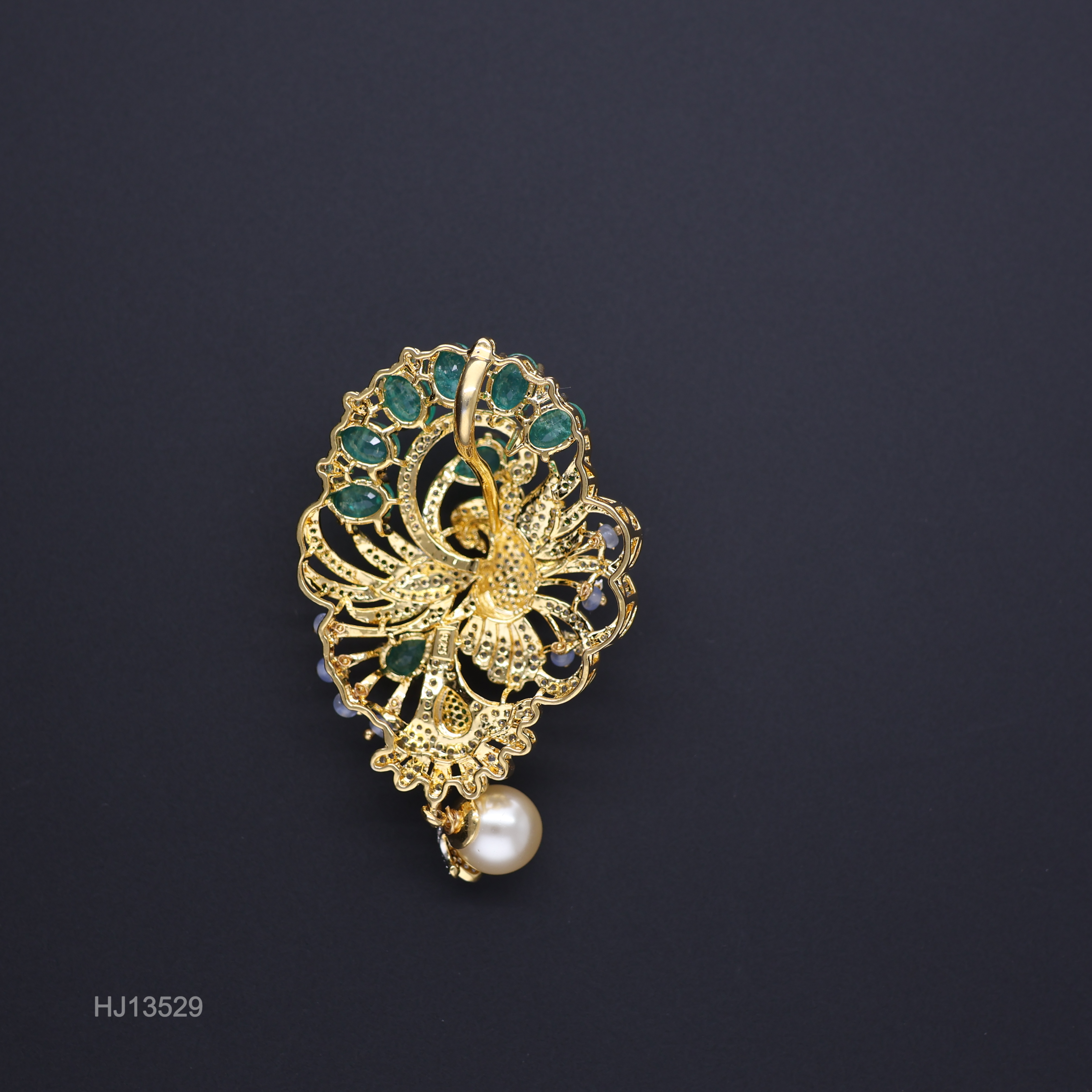 HJ13529 – Colour Stone Pendant with Emerald Style & Bird Motif