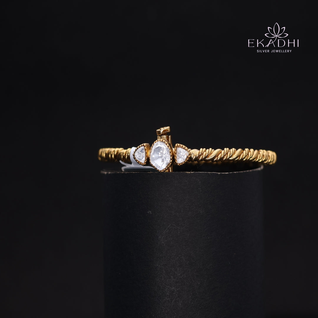 HJ13739- Nakshi Kundan Silver Kada