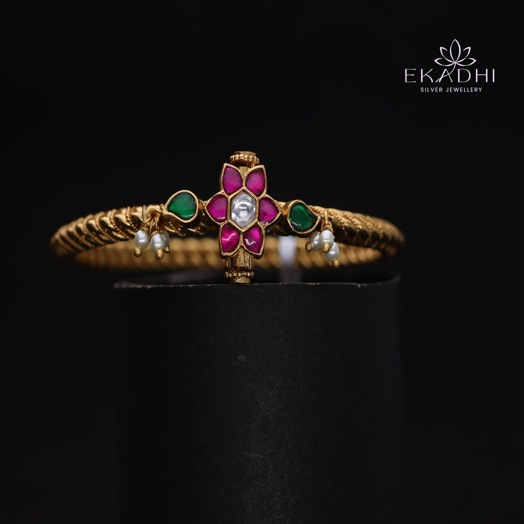 HJ13744-Nakshi CZ Silver Kada