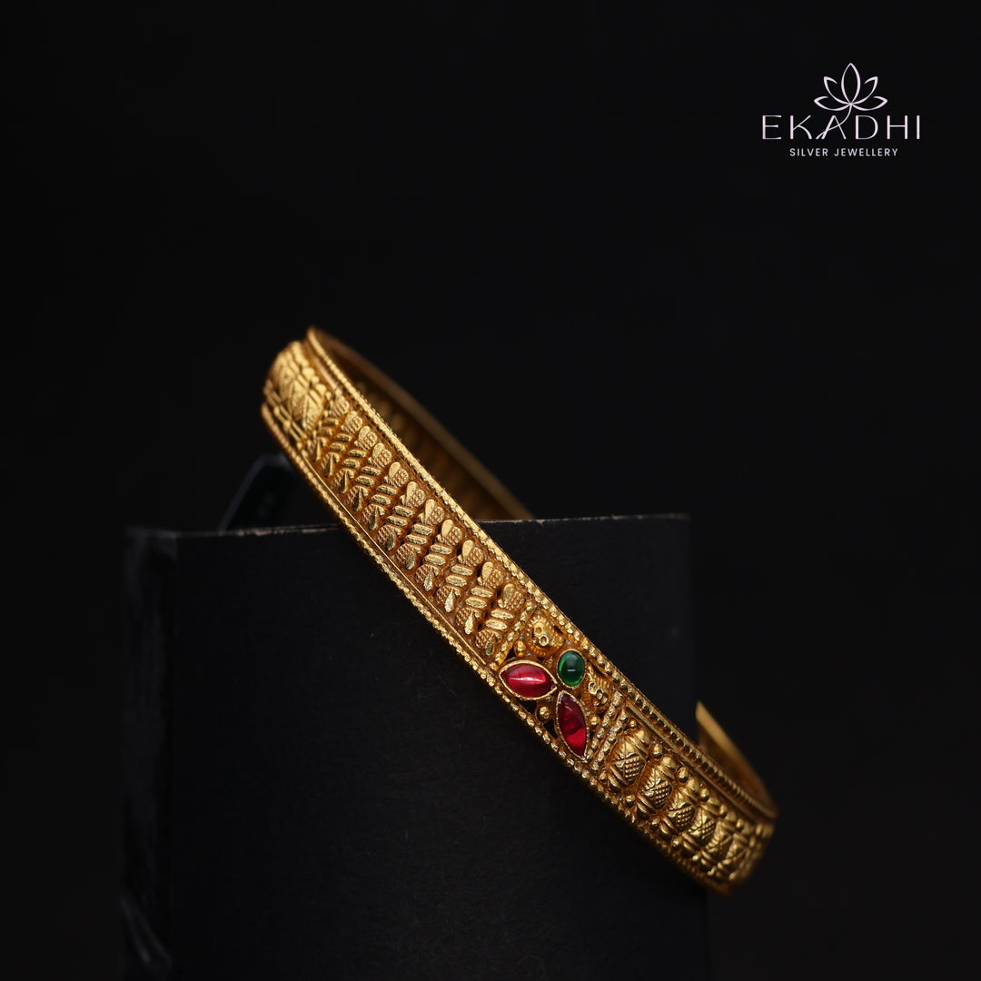 HJ14478-Traditional Nakshi Silver Bangle