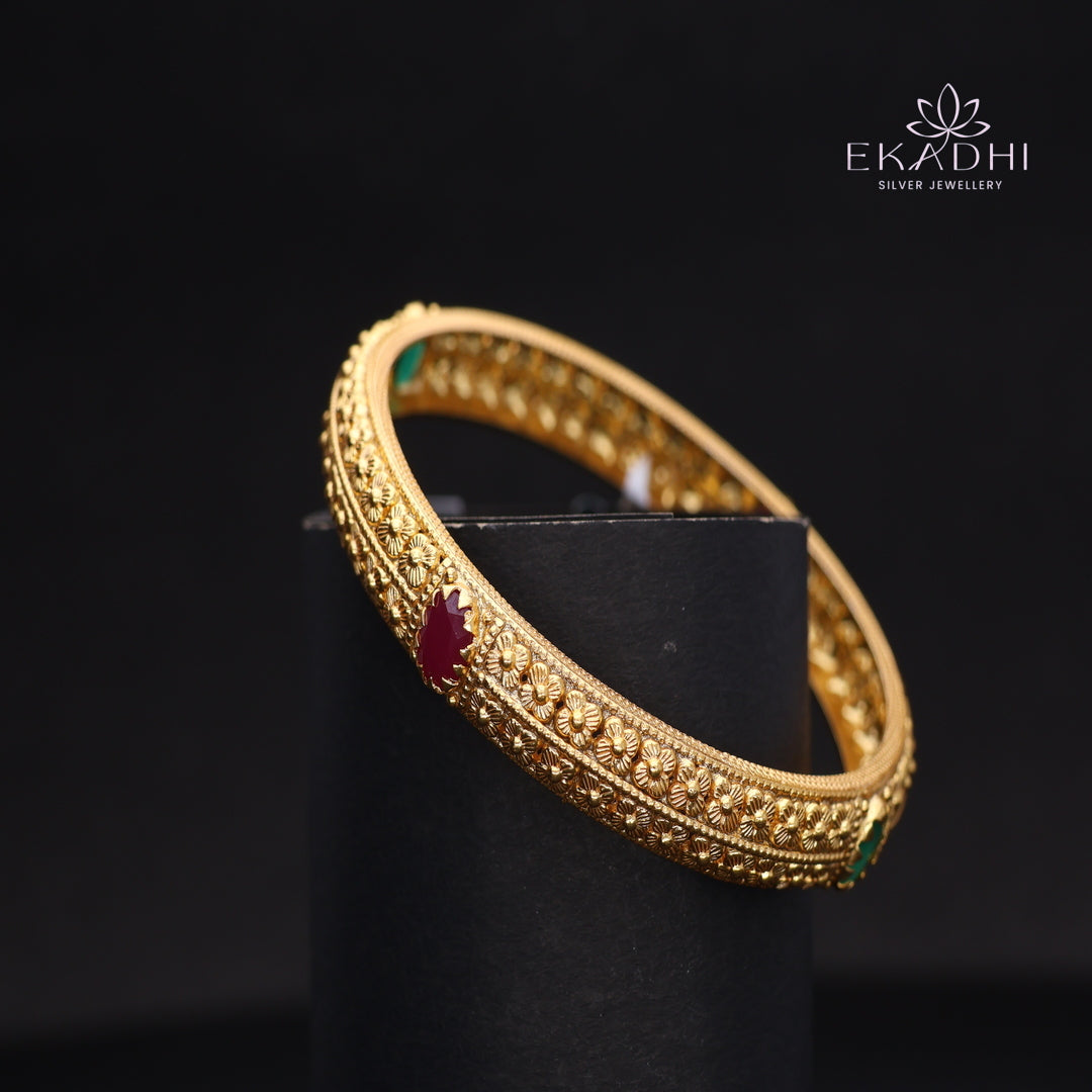 HJ14486-Traditional Nakshi Silver Bangle