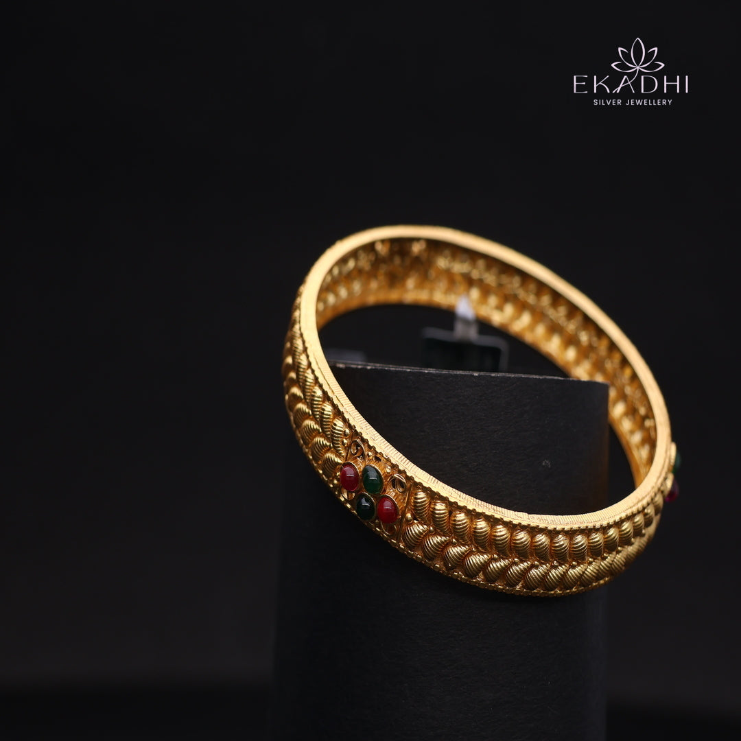 HJ14496-Traditional Nakshi Silver Bangle