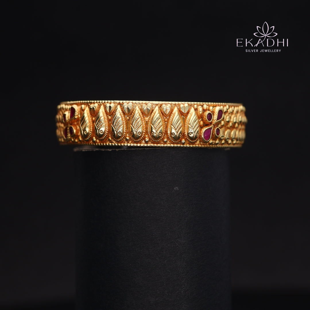 HJ14499-Traditional Nakshi Silver Bangle