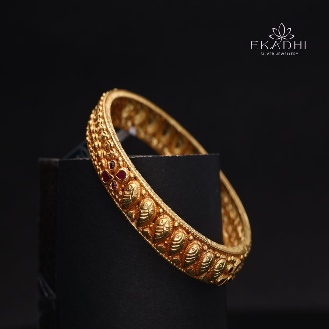 HJ14500-Traditional Nakshi Silver Bangle