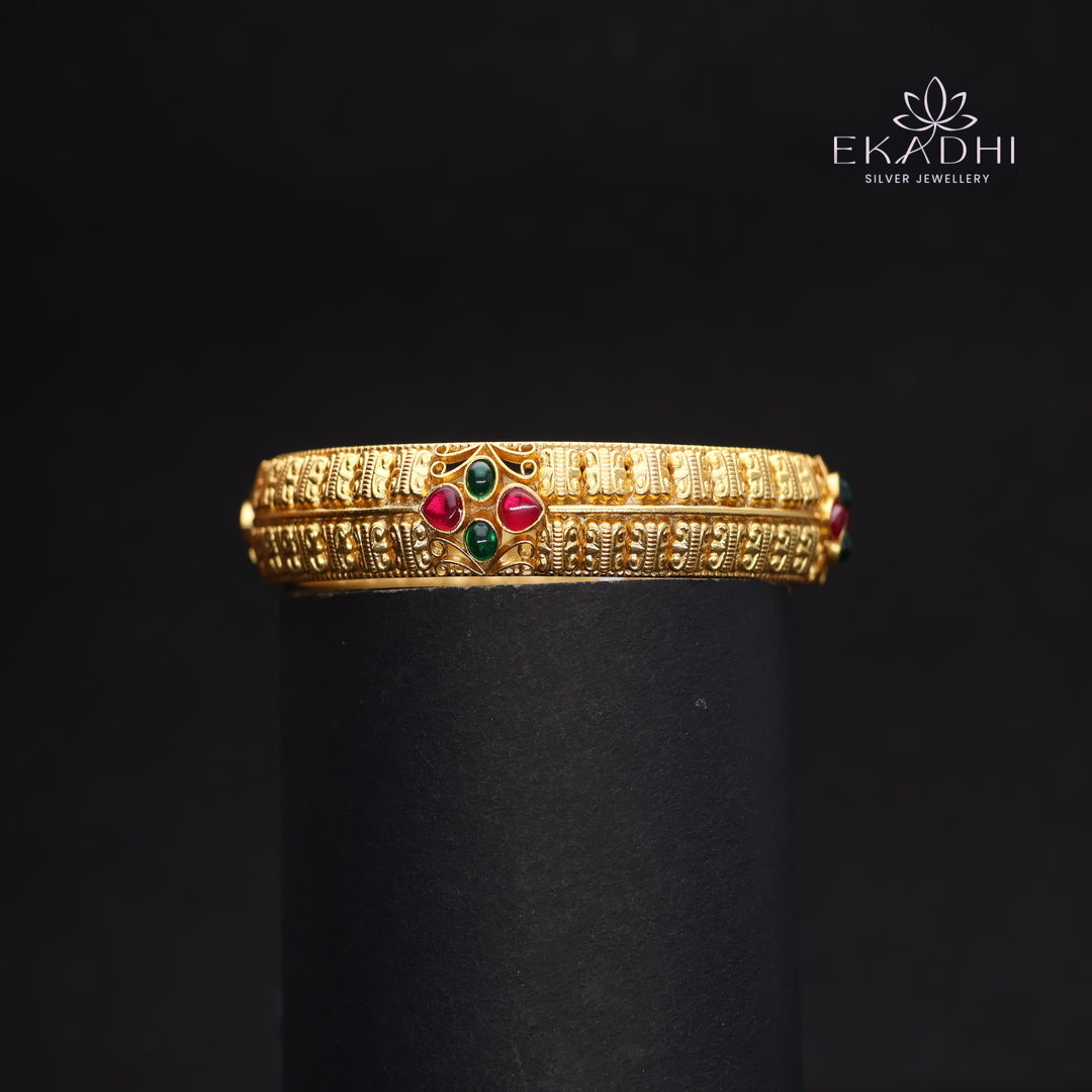 HJ14502-Traditional Nakshi Silver Bangle