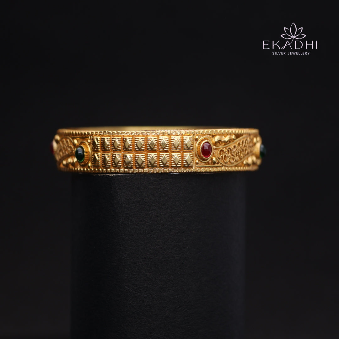 HJ14505-Traditional Nakshi Silver Bangle