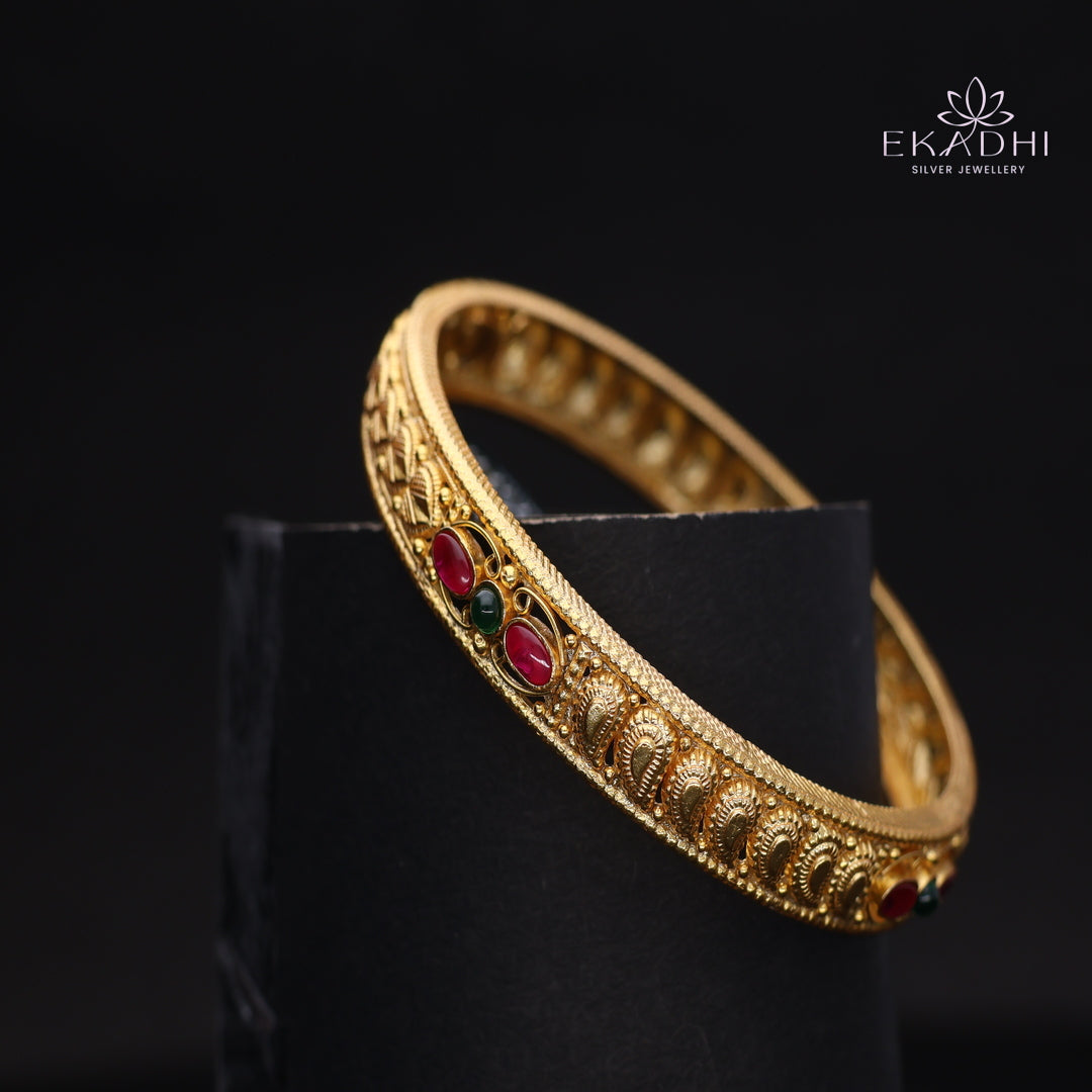 HJ14510-Traditional Nakshi Silver Bangle