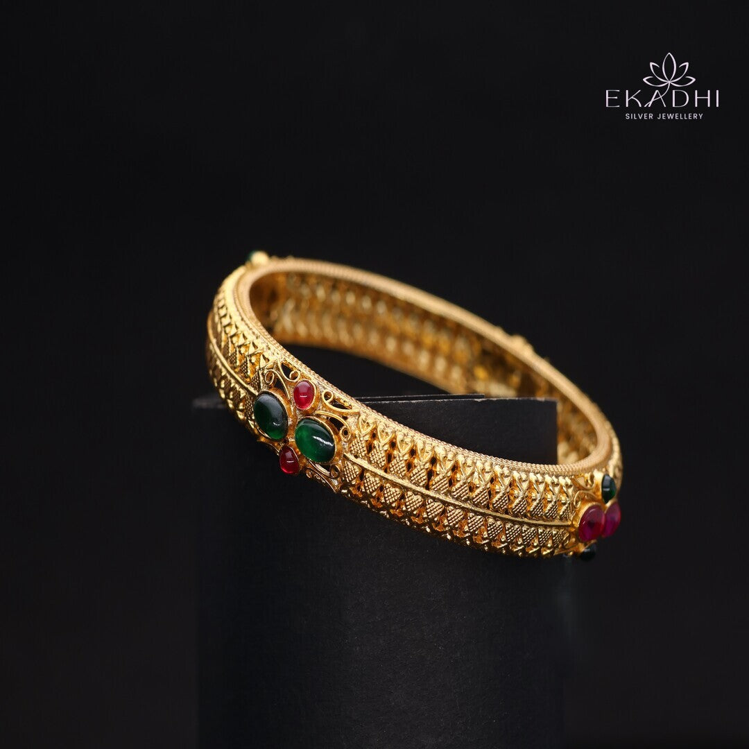 HJ14513-Traditional Nakshi Silver Bangle