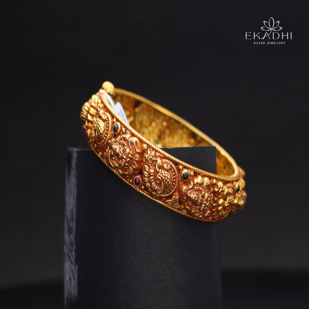 HJ14517-Traditional Nakshi Silver Bangle