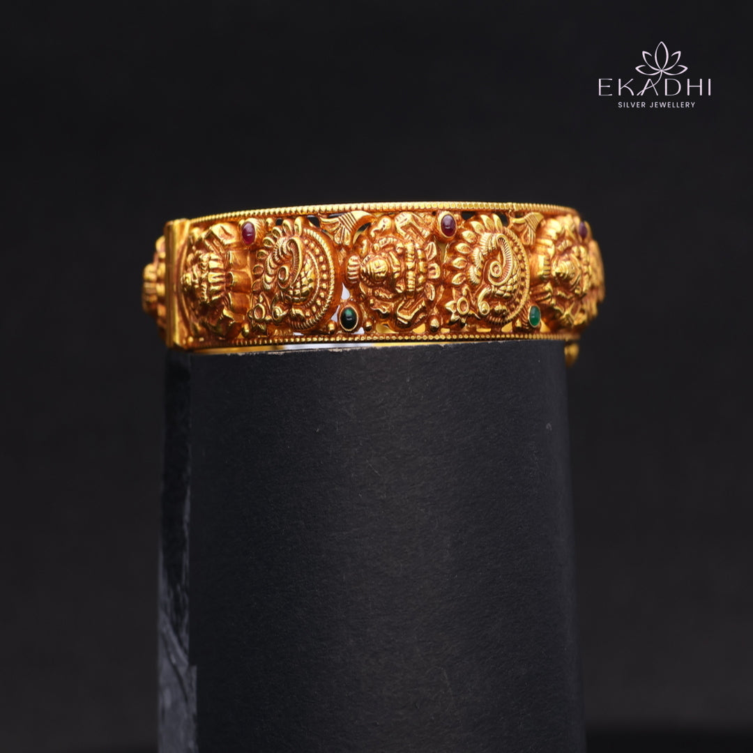 HJ14518-Traditional Nakshi Silver Bangle