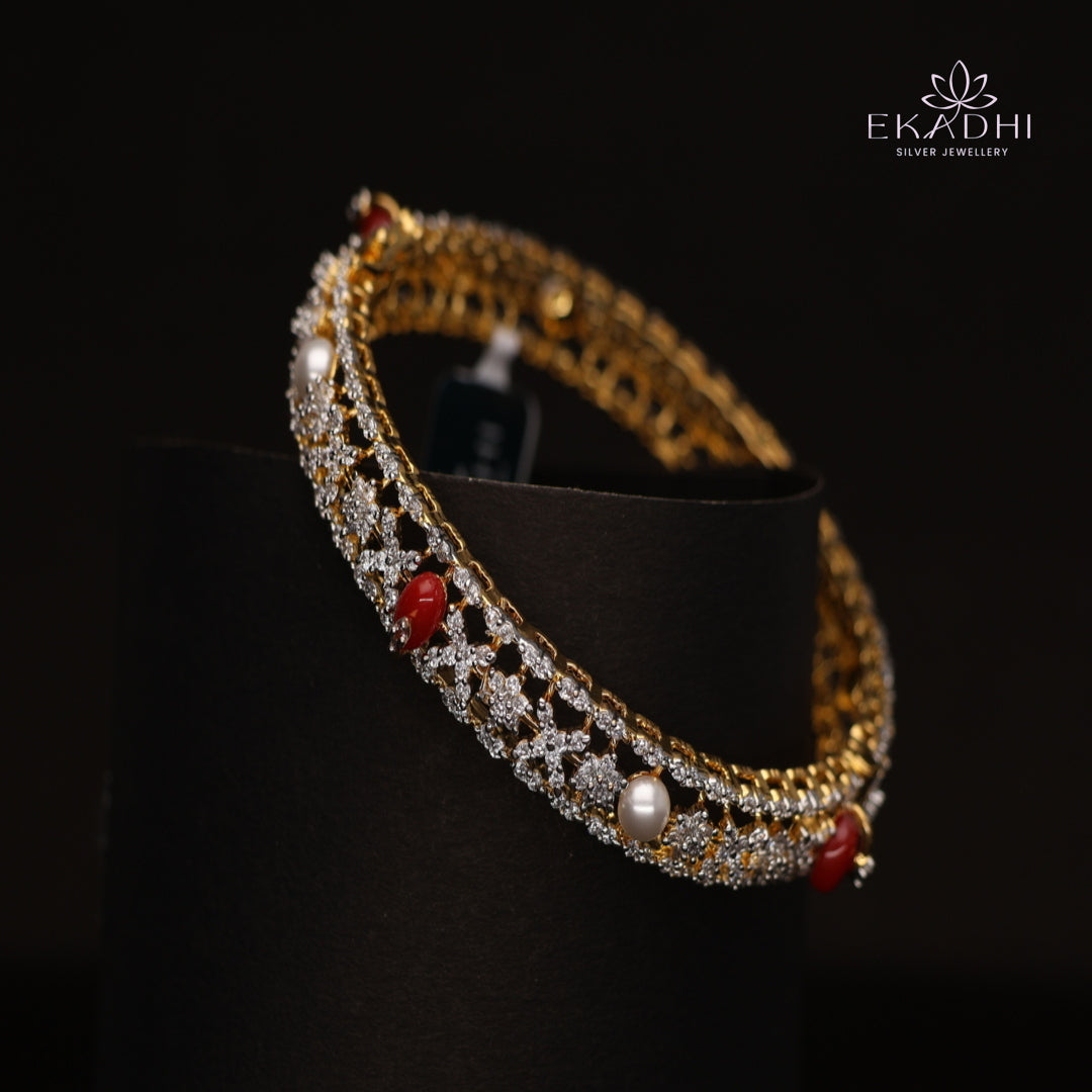 HJ14563-Premium CZ Stone Silver Bangle