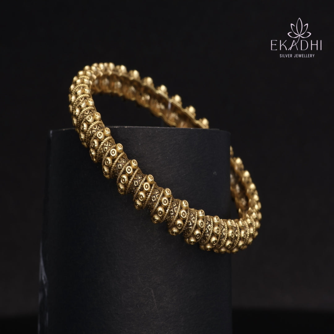 HJ15356-Traditional Nakshi Silver Bangle