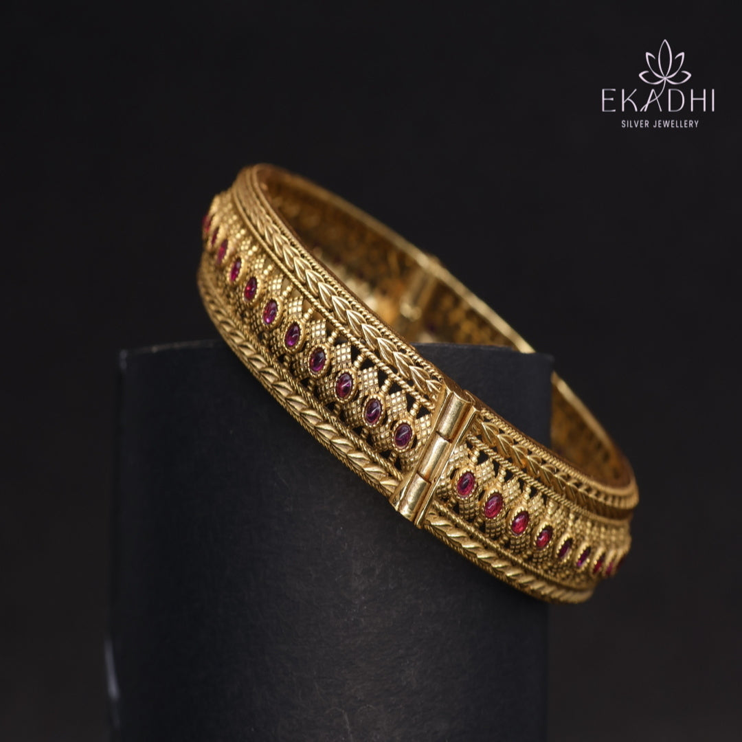 HJ15360-Traditional Nakshi Silver Bangle