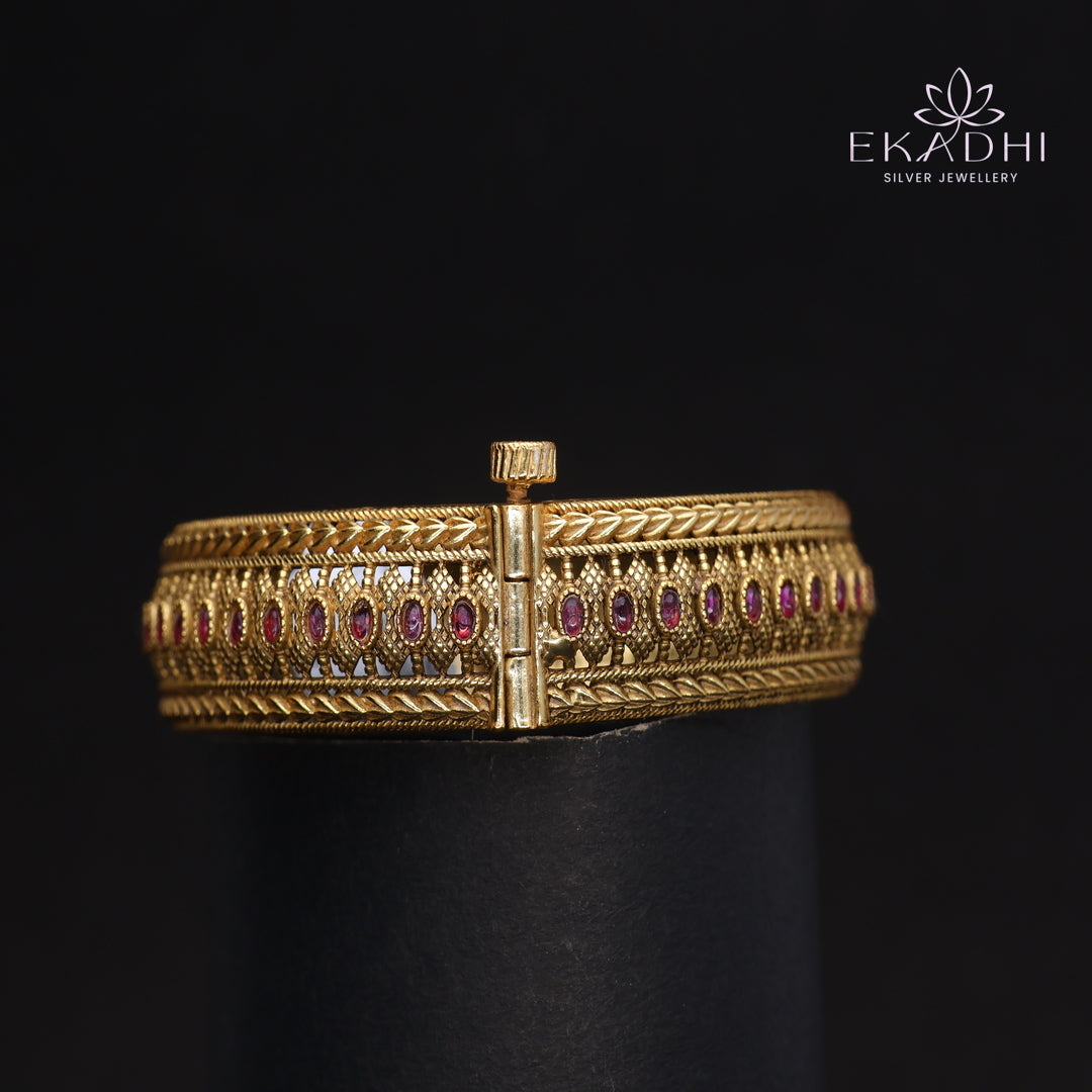 HJ15361- Traditional Nakshi Silver Bangle