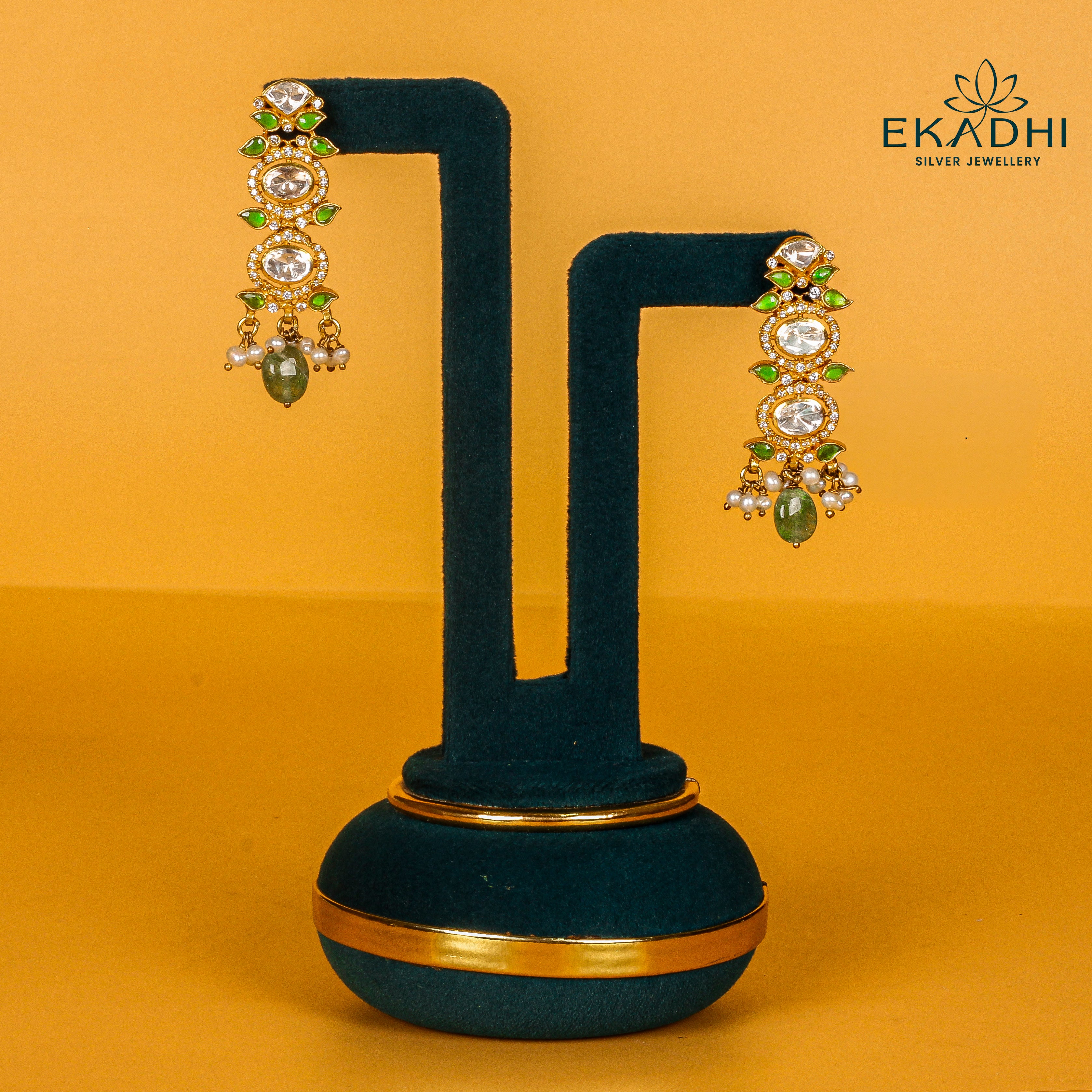 HJ2123 - MOISSANITE EARRING