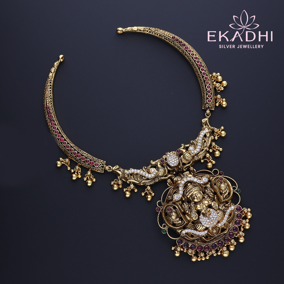 HJ3043 – Temple-Inspired Nakshi Kundan Hasli