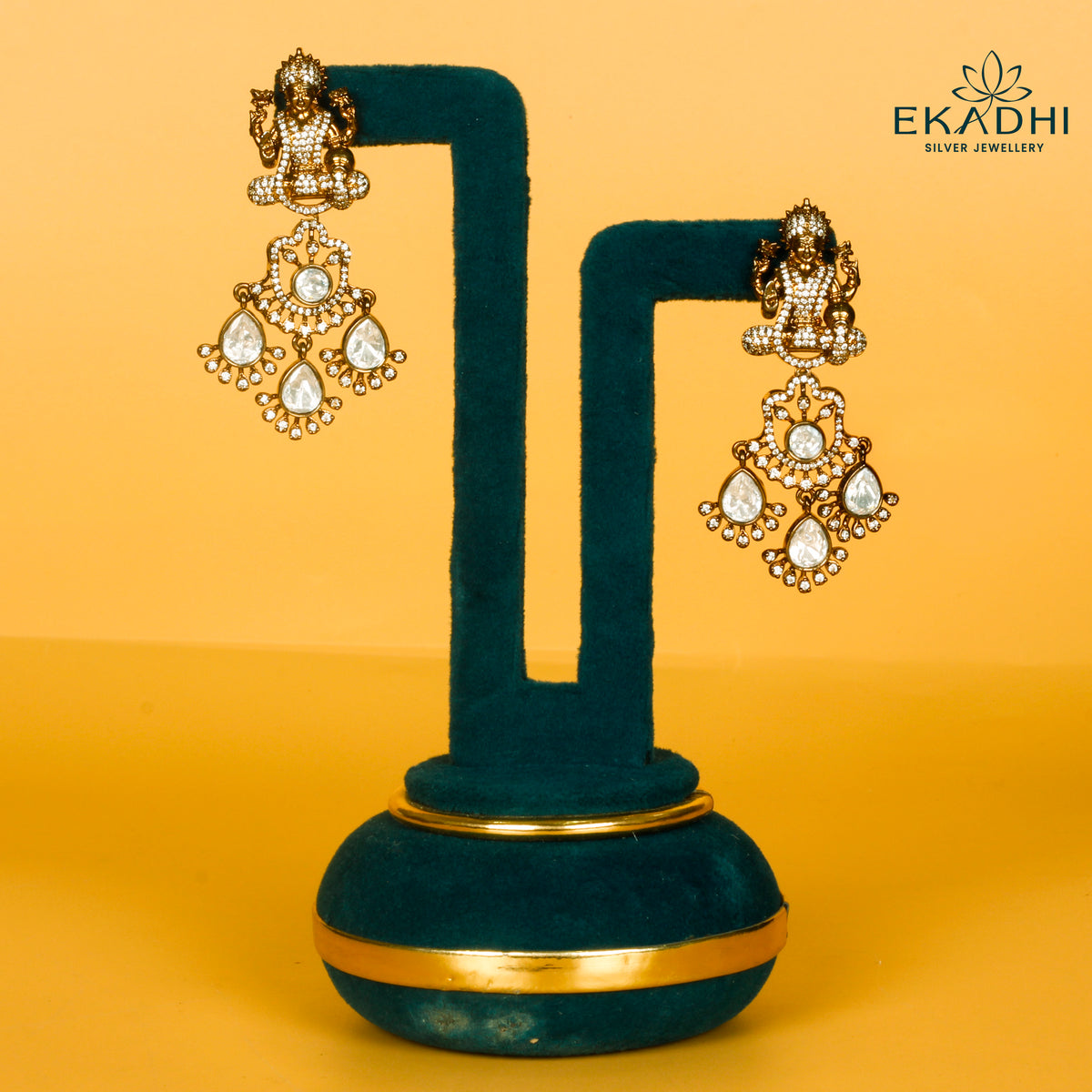 HJ33578 - VICTORIAN EARRING