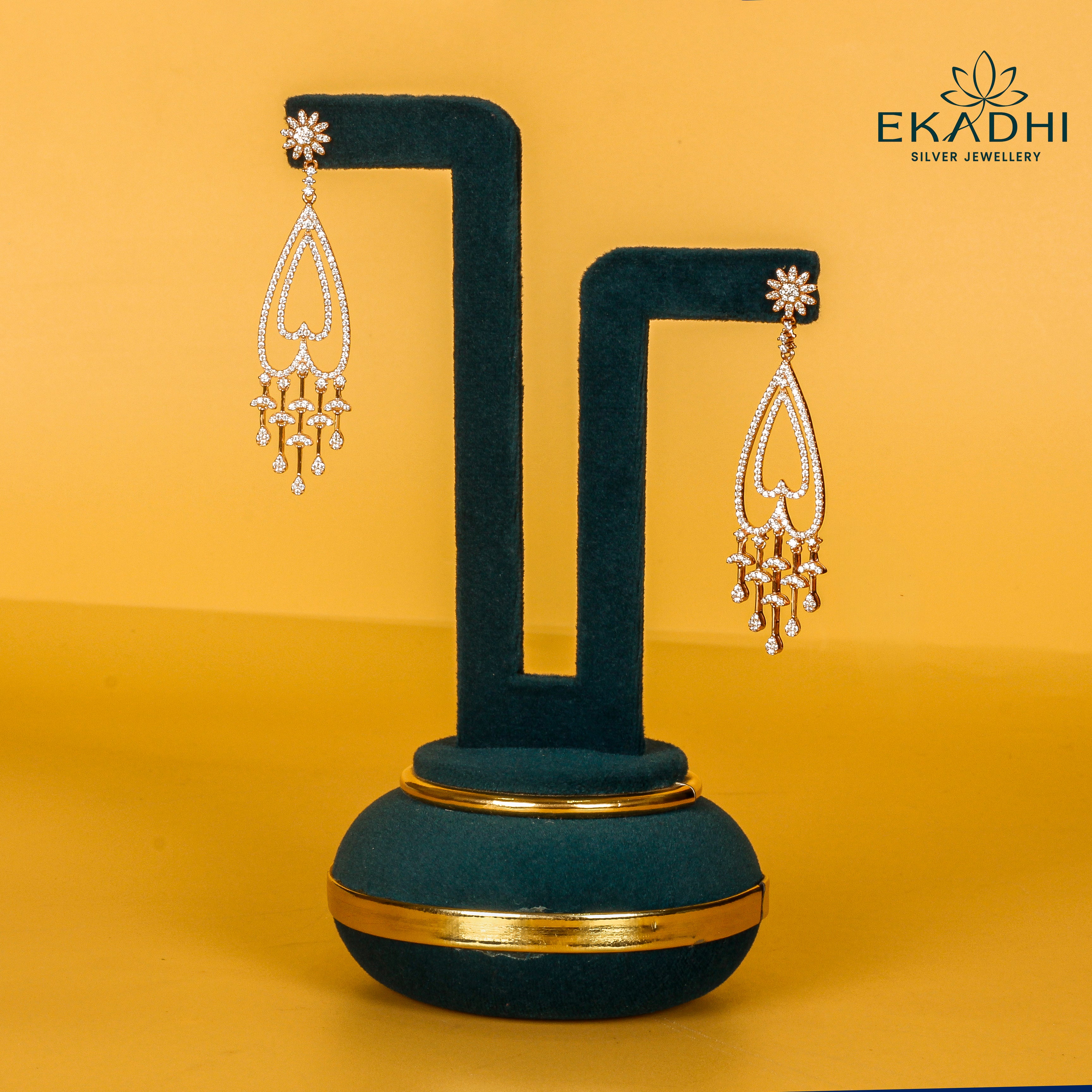 HJ34848 - CZ EARRING