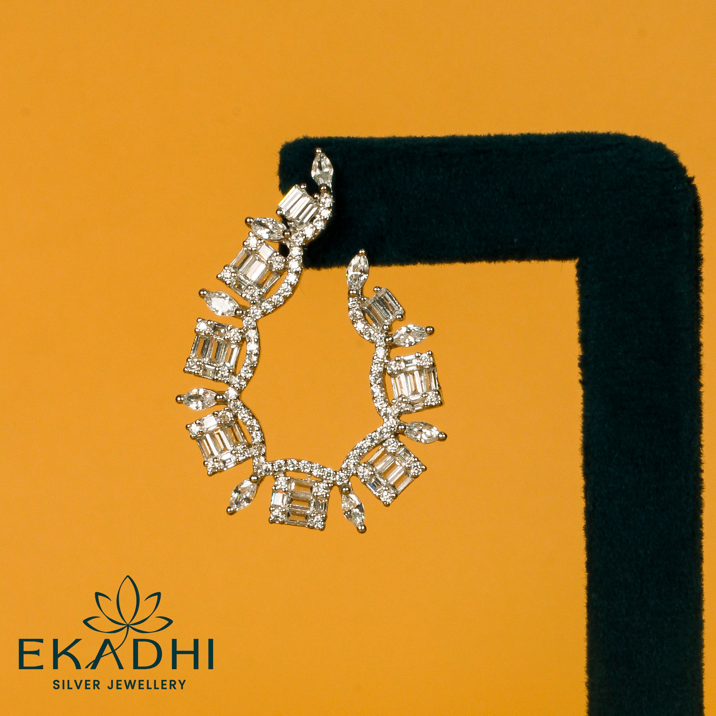HJ34859 - CZ EARRING