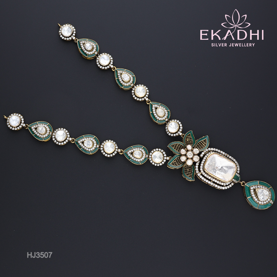 HJ3507 – Victorian Necklace with White Stones in South Indian Style